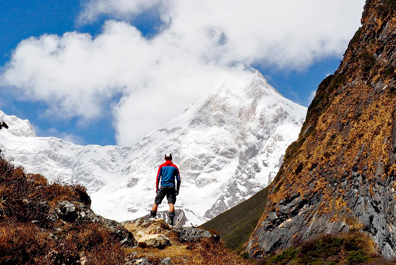 MANASLU von Osten